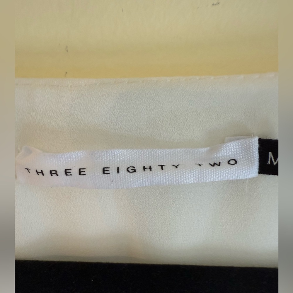 Three Eighty Two White Kimono *NEW WITH TAGS* - Picture 9 of 10